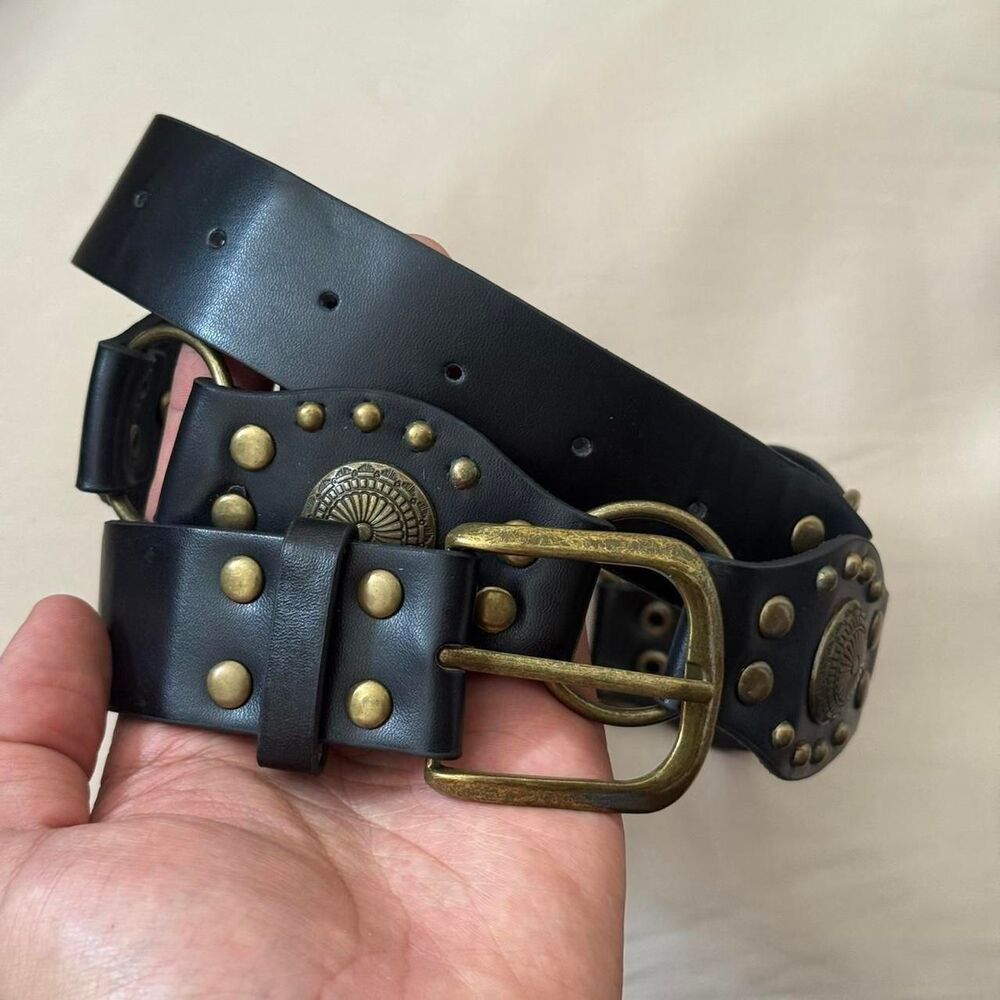 black faux leather oval western design gold bronze studded belt